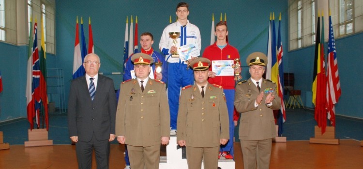 Read more about the article Campionatele militare de cros, şah şi minifotbal, la final