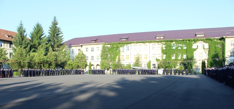 Read more about the article Numiri în funcţii şi înaintări în grad