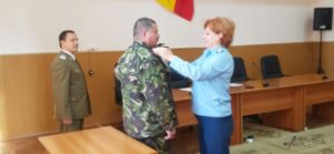 Read more about the article O tresă în plus pe epolet