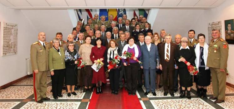 Read more about the article Recunoaşterea meritelor deosebite