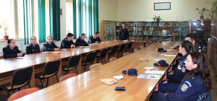 Read more about the article Întâlnire sub generosul semn al artei