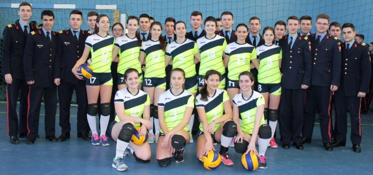 Read more about the article Locul II la volei feminin şi masculin
