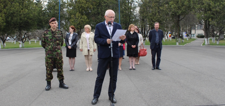 Read more about the article ZIUA NATO