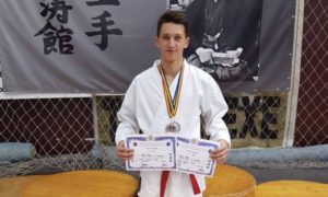 Read more about the article Vicecampion naţional la karate