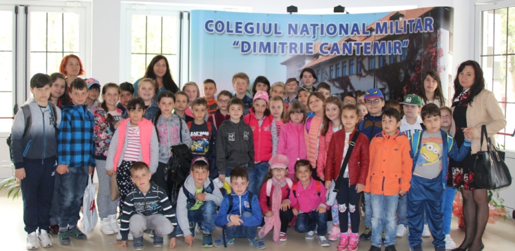 Read more about the article „Aş vrea şi eu să devin cantemirist!”