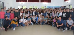 Read more about the article Au ales pe ce drum vor să meargă chiar dacă au doar 14 ani!
