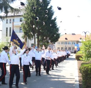 Read more about the article O medie de 10.00, note de 10.00 şi rată de promovare de 100% la examenul maturităţii!