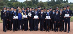 Read more about the article Trofeu şi medalii pentru cantemirişti la orientare sportivă