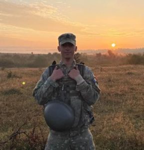 Read more about the article Ieri” elev, astăzi student militar