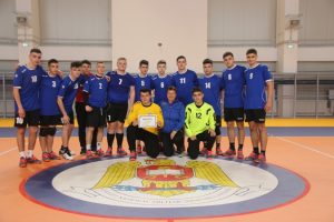 Read more about the article Echipa masculină de handbal s-a clasat pe locul al II –lea la faza județeană a Olimpiadei Naționale a Sportului Școlar