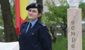 Read more about the article Distincții pentru o tânără cantemiristă