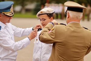 Read more about the article Eleva de 10 a fost înaintată în funcția de înlocuitor al comandantului de colegiu