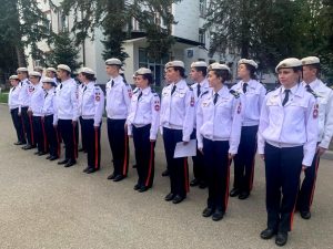 Read more about the article Cantemiriştii, din nou, la Ziua Armatei României în şcoli!
