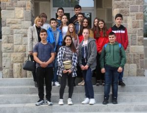 Read more about the article Vizita elevilor de gimnaziu