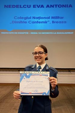 Read more about the article Ne mândrim cu absolventa noastră de 10!