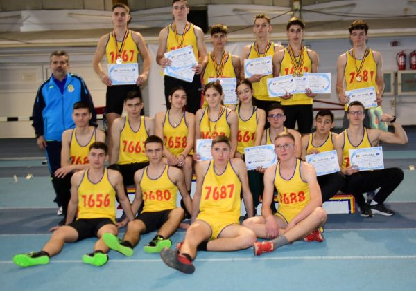 Read more about the article Medalii pentru atleții cantemiriști la un concurs național de atletism