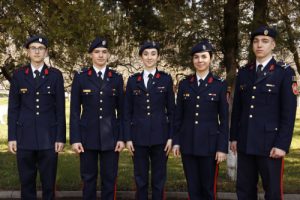 Read more about the article Distincții la fizică