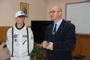 Read more about the article Oaspete de onoare în colegiul nostru