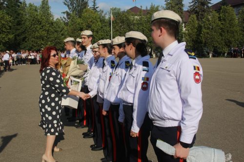 Read more about the article Premierea performerilor cantemiriști