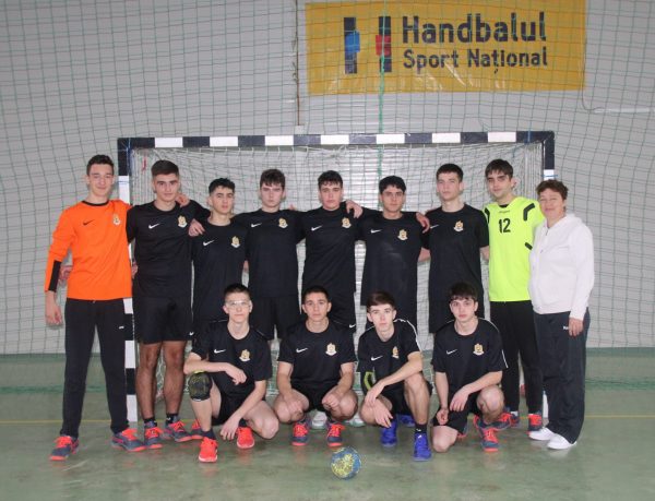 Read more about the article Calificare la etapa județeană, pentru echipa de handbal masculin