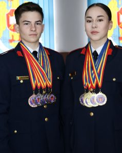 Read more about the article Gemenii Stegaru, campioni la karate