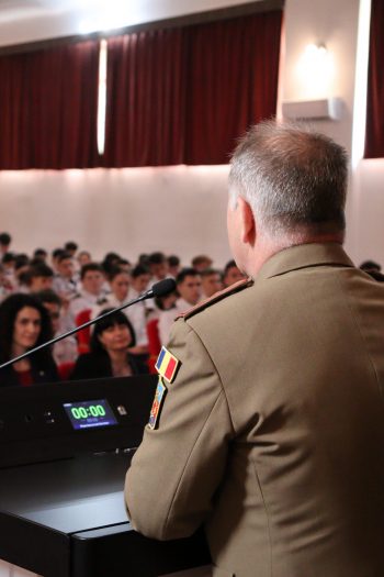 Read more about the article Campania Born in NATO
