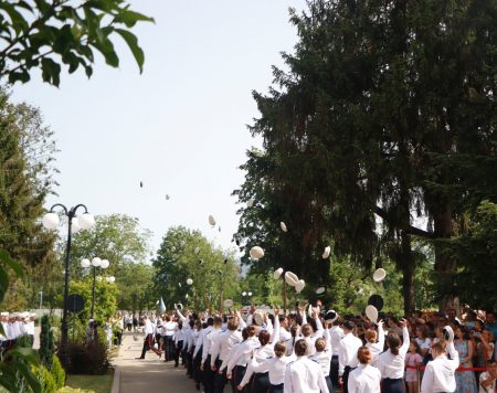 Read more about the article 100% REUȘIȚI  LA EXAMENUL MATURITĂȚII
