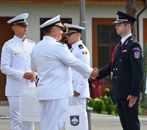 Read more about the article Șef de promoție pe academie