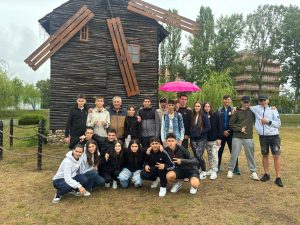 Read more about the article Prima excursie pentru „bobocii” cantemiriști