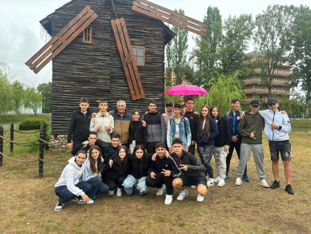 Read more about the article Prima excursie pentru „bobocii” cantemiriști
