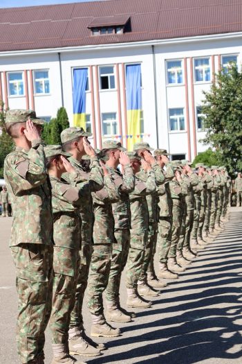 Read more about the article A început școala la Colegiul Național Militar „Dimitrie Cantemir”