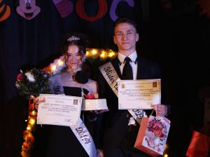 Read more about the article O călătorie prin Tărâmul Poveștilor, la Balul bobocilor cantemiriști