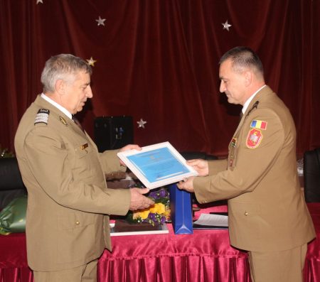 Read more about the article Numiri în funcții și trecere în rezervă la Colegiul Național Militar „Dimitrie Cantemir”