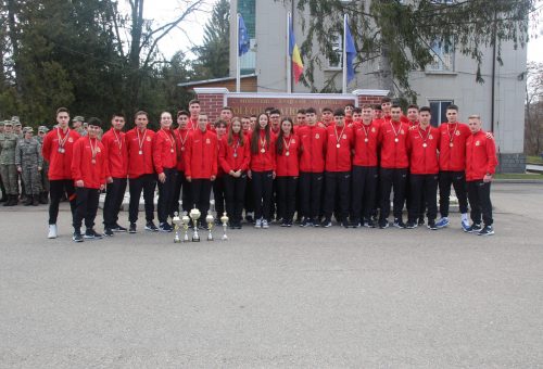 Read more about the article Medalii pentru campionii de la Breaza