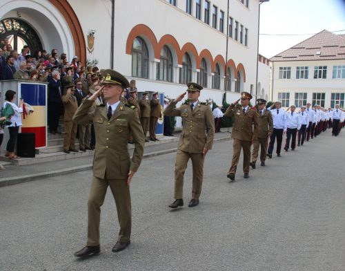 Read more about the article Festivitatea de închidere a anului școlar 2024-2025 la Colegiul Național Militar „Dimitrie Cantemir”