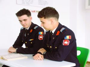 Read more about the article Distincții la matematică