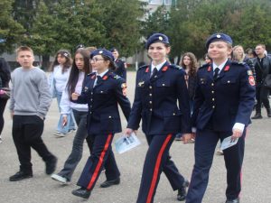 Read more about the article Mai aproape de viața de elev militar!
