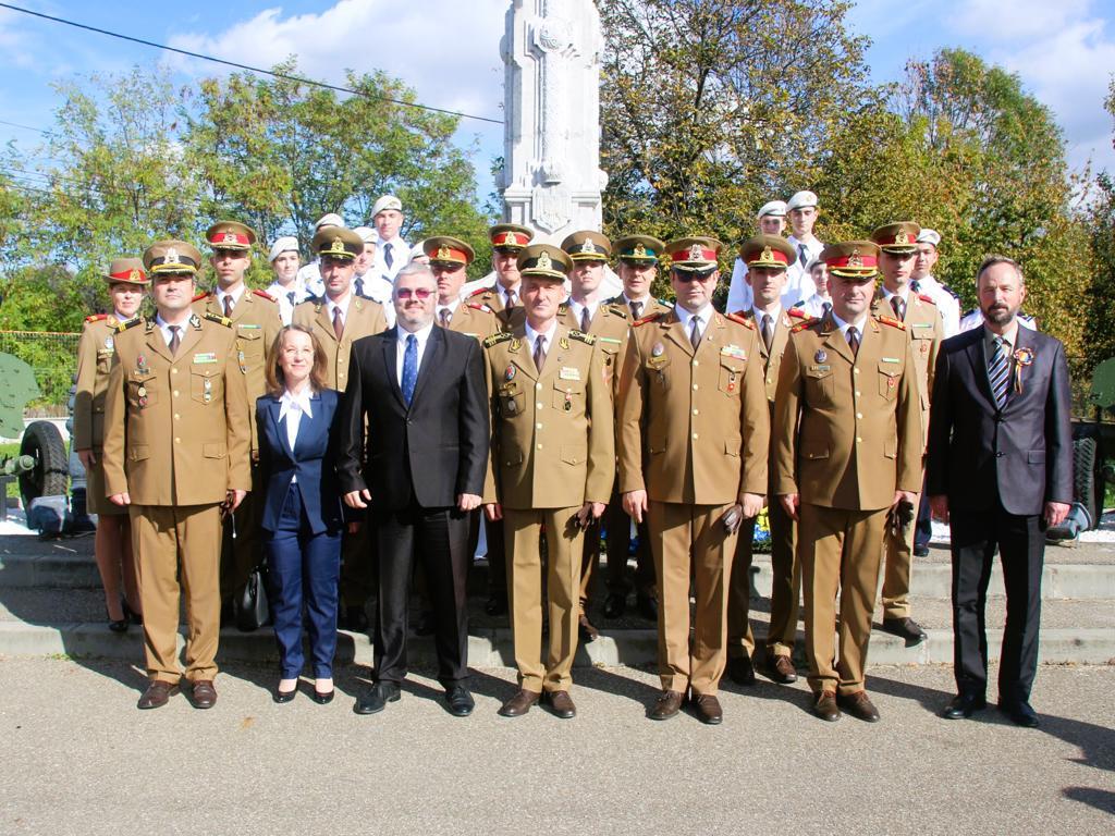Read more about the article Ziua Armatei României